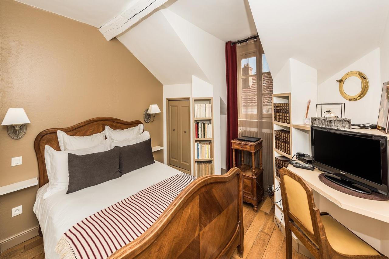 Chambres D'Hotes La Closerie Des Trois Marottes Melun Zewnętrze zdjęcie