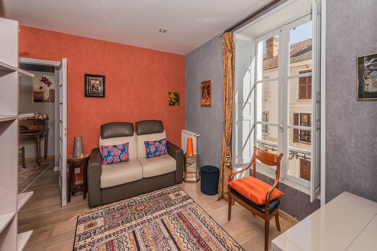 Chambres D'Hotes La Closerie Des Trois Marottes Melun Zewnętrze zdjęcie